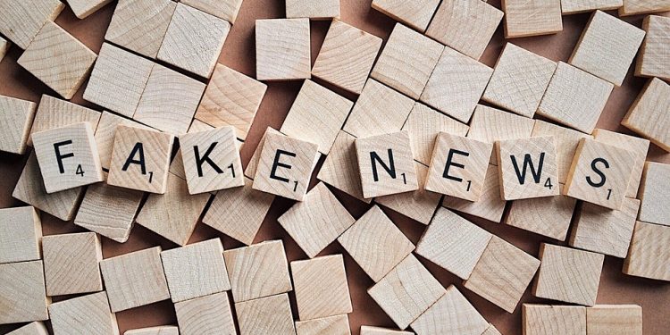 Media Politics Fake News Press Disinformation