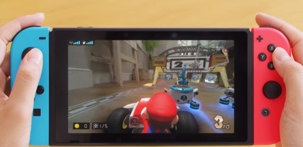 Mario Kart: Home Circuit. The new game in Augmented Reality