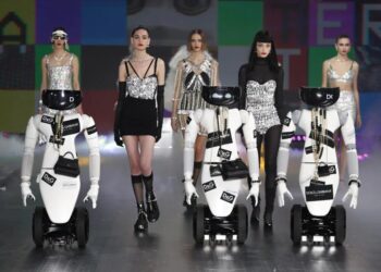 robot fashion